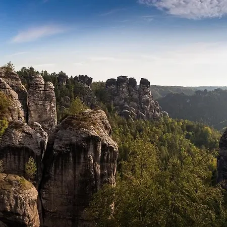 Haus Am Wald - Mit Garten & Hund In Der Saechsischen Schweiz